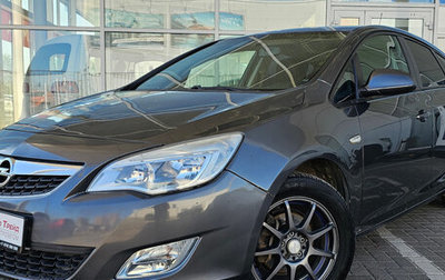 Opel Astra J, 2011 год, 669 000 рублей, 1 фотография
