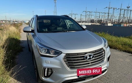 Hyundai Santa Fe III рестайлинг, 2017 год, 2 699 999 рублей, 2 фотография