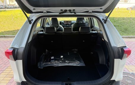 Toyota RAV4, 2025 год, 3 900 000 рублей, 8 фотография
