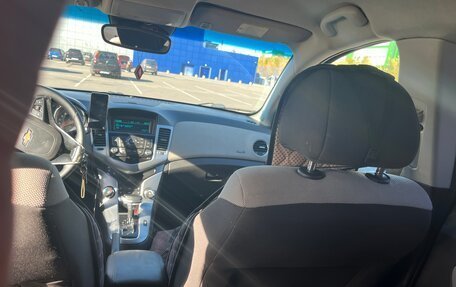 Chevrolet Cruze II, 2011 год, 725 000 рублей, 11 фотография