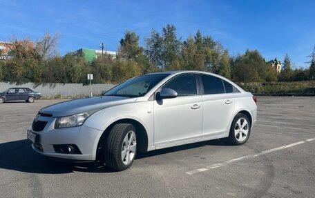 Chevrolet Cruze II, 2011 год, 725 000 рублей, 2 фотография