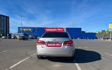 Chevrolet Cruze II, 2011 год, 725 000 рублей, 5 фотография