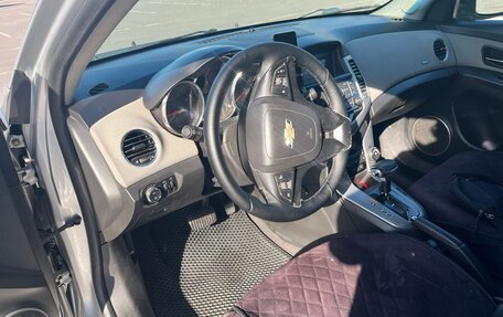 Chevrolet Cruze II, 2011 год, 725 000 рублей, 19 фотография