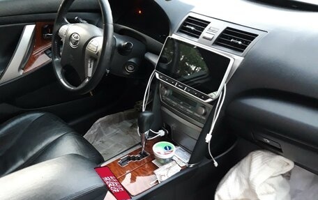 Toyota Camry, 2008 год, 975 000 рублей, 2 фотография