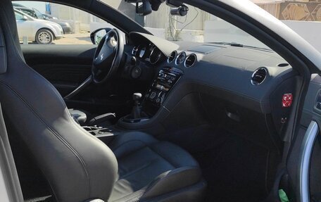 Peugeot RCZ I рестайлинг, 2013 год, 1 999 000 рублей, 19 фотография