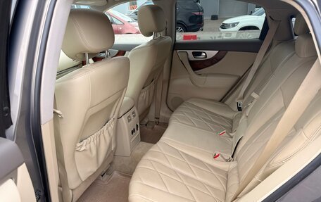 Infiniti QX70, 2014 год, 2 400 000 рублей, 4 фотография