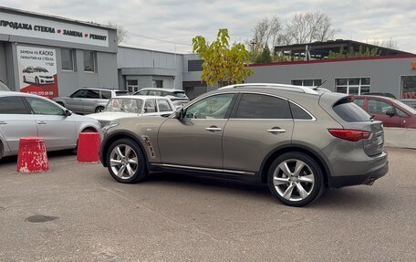Infiniti QX70, 2014 год, 2 400 000 рублей, 8 фотография