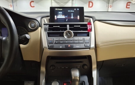 Lexus NX I, 2017 год, 3 100 000 рублей, 19 фотография
