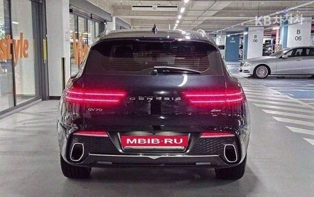 Genesis GV70, 2021 год, 4 300 000 рублей, 5 фотография