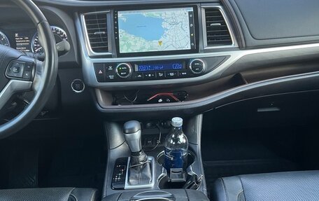 Toyota Highlander III, 2019 год, 3 500 000 рублей, 5 фотография