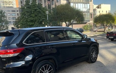 Toyota Highlander III, 2019 год, 3 500 000 рублей, 6 фотография