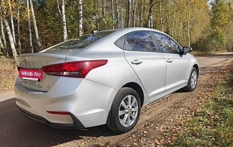 Hyundai Solaris II рестайлинг, 2018 год, 1 160 000 рублей, 6 фотография