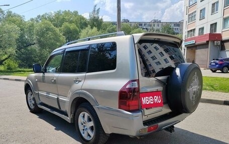 Mitsubishi Pajero III рестайлинг, 2005 год, 799 000 рублей, 5 фотография