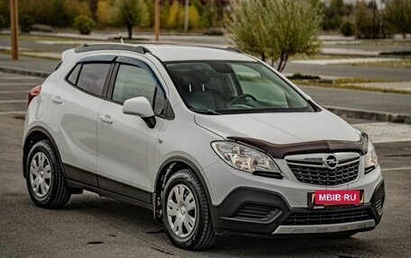 Opel Mokka I, 2014 год, 1 030 000 рублей, 2 фотография