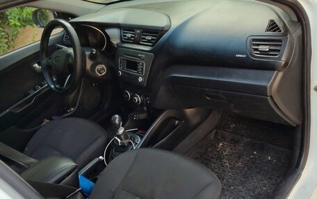 KIA Rio III рестайлинг, 2013 год, 450 000 рублей, 5 фотография