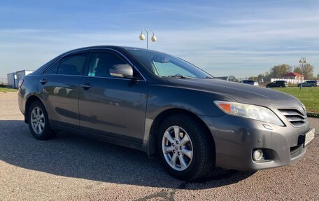 Toyota Camry, 2011 год, 948 000 рублей, 4 фотография