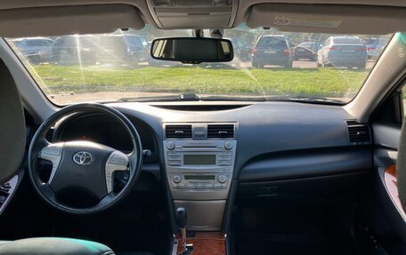 Toyota Camry, 2011 год, 948 000 рублей, 9 фотография
