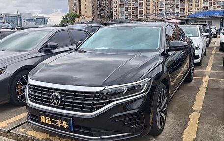 Volkswagen Passat B8 рестайлинг, 2021 год, 2 000 000 рублей, 1 фотография