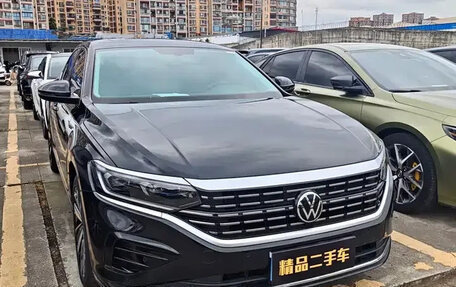 Volkswagen Passat B8 рестайлинг, 2021 год, 2 000 000 рублей, 3 фотография