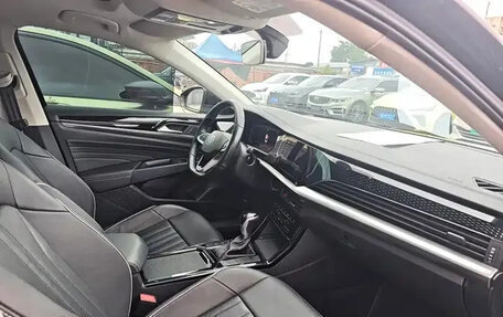 Volkswagen Passat B8 рестайлинг, 2021 год, 2 000 000 рублей, 7 фотография