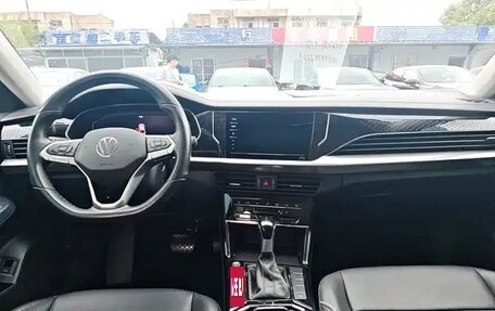 Volkswagen Passat B8 рестайлинг, 2021 год, 2 000 000 рублей, 4 фотография