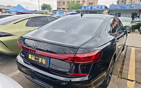 Volkswagen Passat B8 рестайлинг, 2021 год, 2 000 000 рублей, 11 фотография