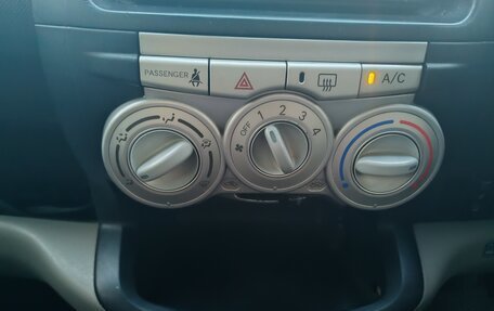 Toyota Passo III, 2004 год, 437 000 рублей, 6 фотография