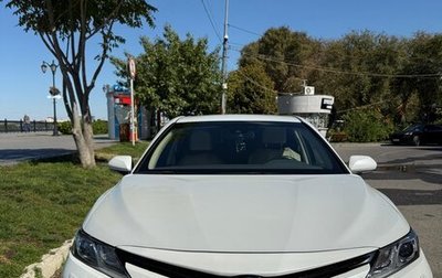 Toyota Camry, 2019 год, 2 700 000 рублей, 1 фотография
