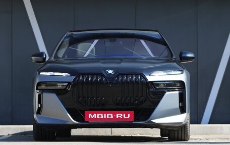 BMW 7 серия, 2023 год, 10 600 000 рублей, 2 фотография