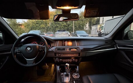 BMW 5 серия, 2013 год, 1 800 000 рублей, 9 фотография