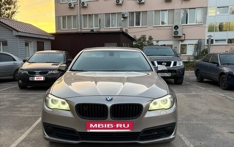 BMW 5 серия, 2013 год, 1 800 000 рублей, 2 фотография
