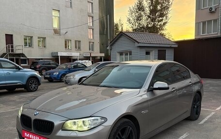 BMW 5 серия, 2013 год, 1 800 000 рублей, 3 фотография