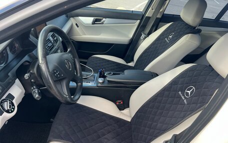 Mercedes-Benz C-Класс, 2008 год, 930 000 рублей, 3 фотография