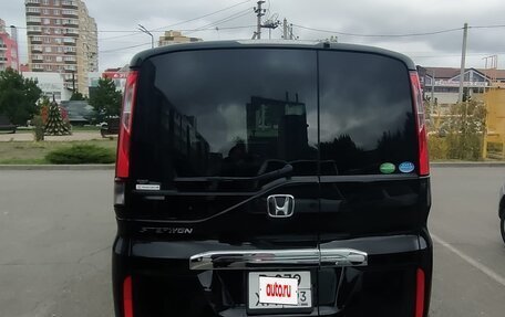 Honda Stepwgn IV, 2017 год, 2 250 000 рублей, 4 фотография