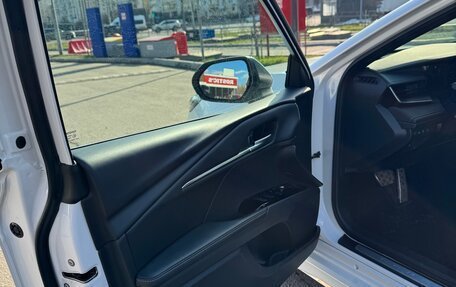 Toyota Camry, 2024 год, 4 950 000 рублей, 7 фотография
