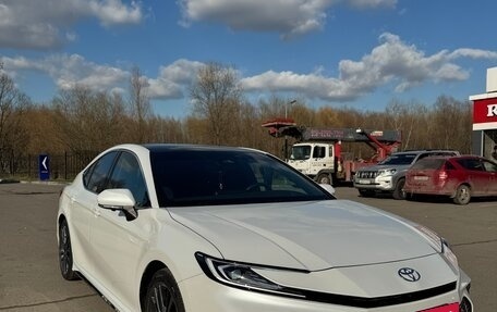 Toyota Camry, 2024 год, 4 950 000 рублей, 2 фотография