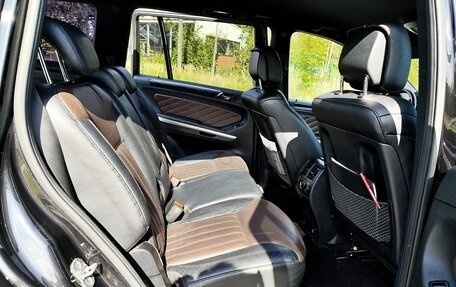 Mercedes-Benz GL-Класс, 2012 год, 2 300 000 рублей, 16 фотография