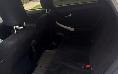 Toyota Prius, 2013 год, 1 550 000 рублей, 12 фотография