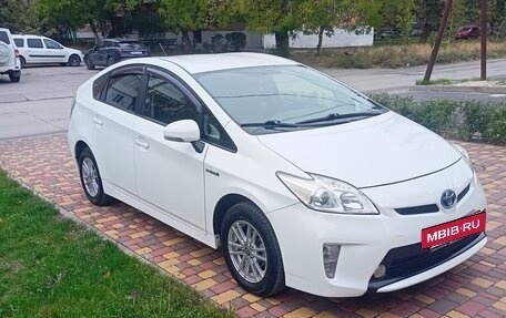 Toyota Prius, 2013 год, 1 550 000 рублей, 3 фотография