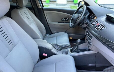 Renault Megane III, 2010 год, 680 000 рублей, 10 фотография