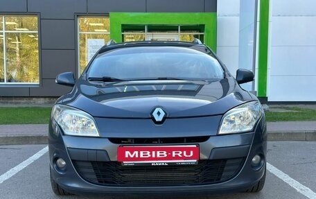 Renault Megane III, 2010 год, 680 000 рублей, 2 фотография