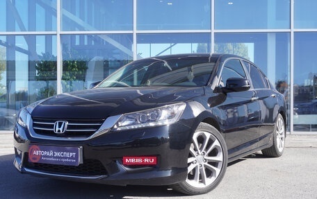 Honda Accord IX рестайлинг, 2013 год, 1 385 000 рублей, 1 фотография