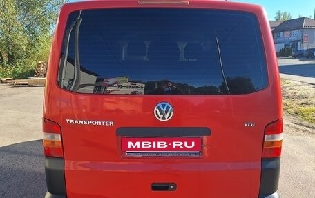 Volkswagen Transporter T5 рестайлинг, 2004 год, 1 550 000 рублей, 10 фотография