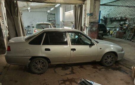 Daewoo Nexia I рестайлинг, 2010 год, 190 000 рублей, 10 фотография