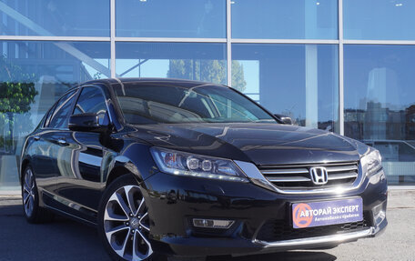 Honda Accord IX рестайлинг, 2013 год, 1 385 000 рублей, 3 фотография
