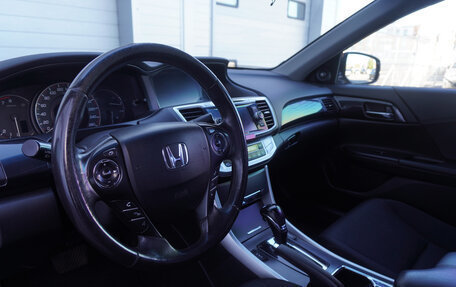 Honda Accord IX рестайлинг, 2013 год, 1 385 000 рублей, 10 фотография