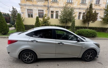 Hyundai Solaris II рестайлинг, 2014 год, 650 000 рублей, 5 фотография