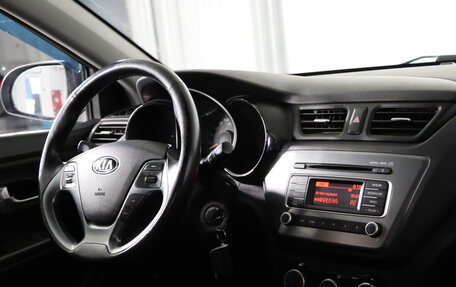 KIA Rio III рестайлинг, 2016 год, 1 129 990 рублей, 9 фотография