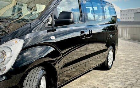 Hyundai H-1 II рестайлинг, 2017 год, 3 090 000 рублей, 9 фотография