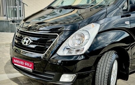 Hyundai H-1 II рестайлинг, 2017 год, 3 090 000 рублей, 8 фотография